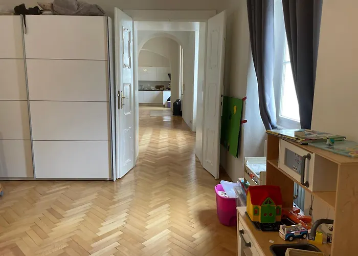 Old Center Family * Ljubljana