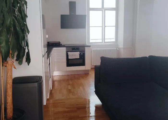 Old Center Family ليوبليانا